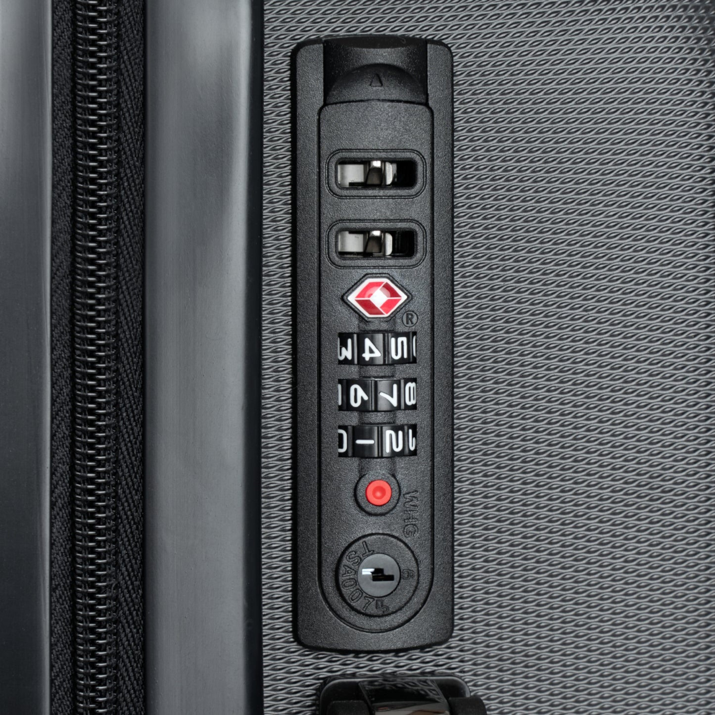 Stylish Carry-On Luggage with Degan Speed Design, Travel Bag, Lightweight Suitcase, Weekend Getaway, Kid's Travel Gear