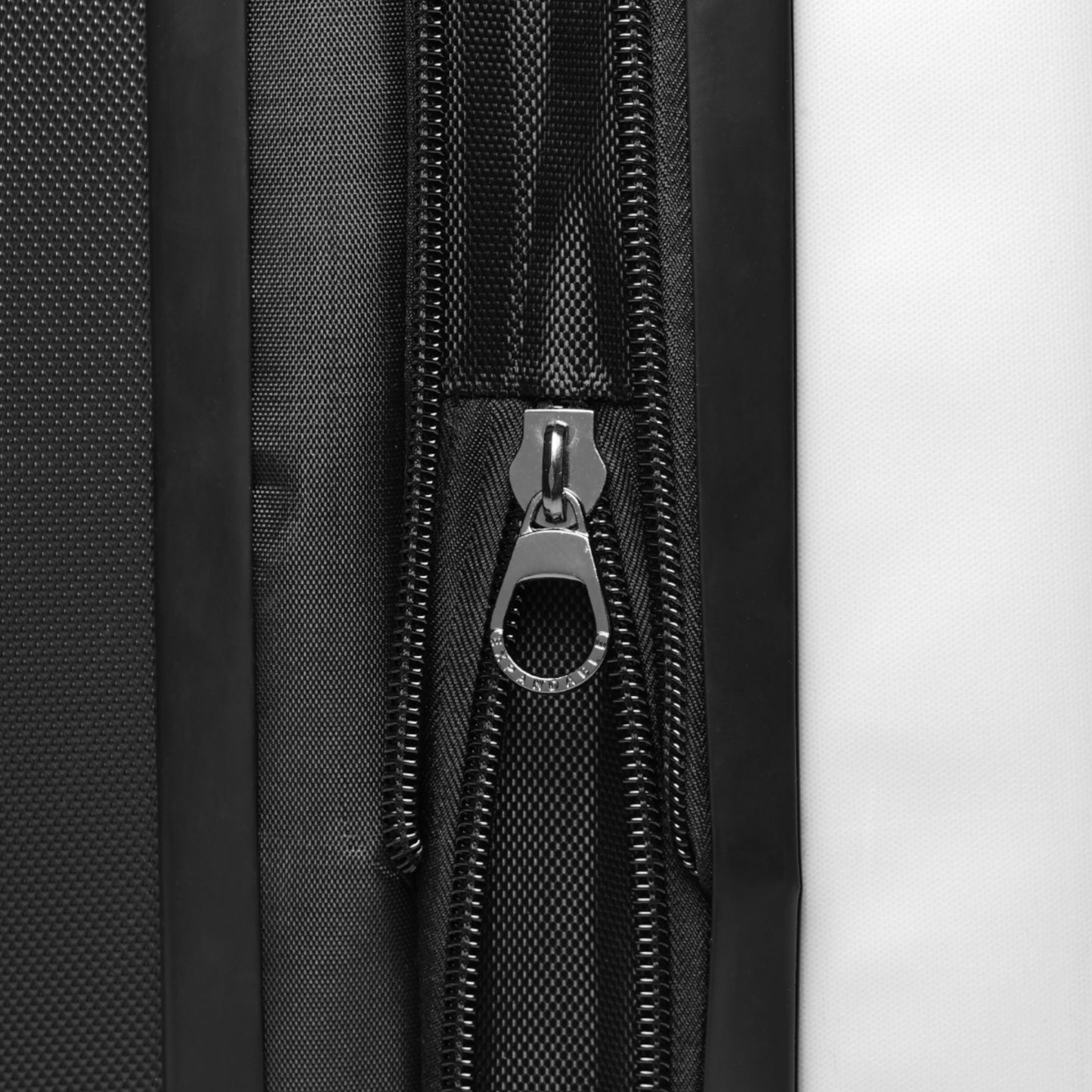 Stylish Carry-On Luggage with Degan Speed Design, Travel Bag, Lightweight Suitcase, Weekend Getaway, Kid's Travel Gear