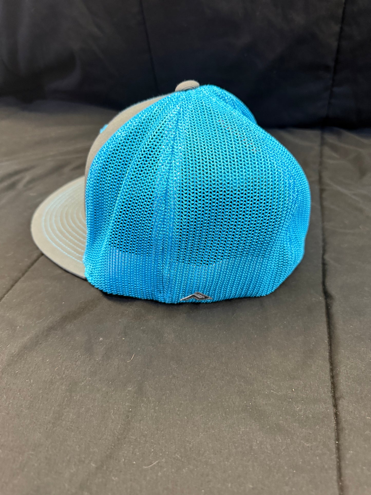 Ocean Vibes (Charcoal/Neon Blue)